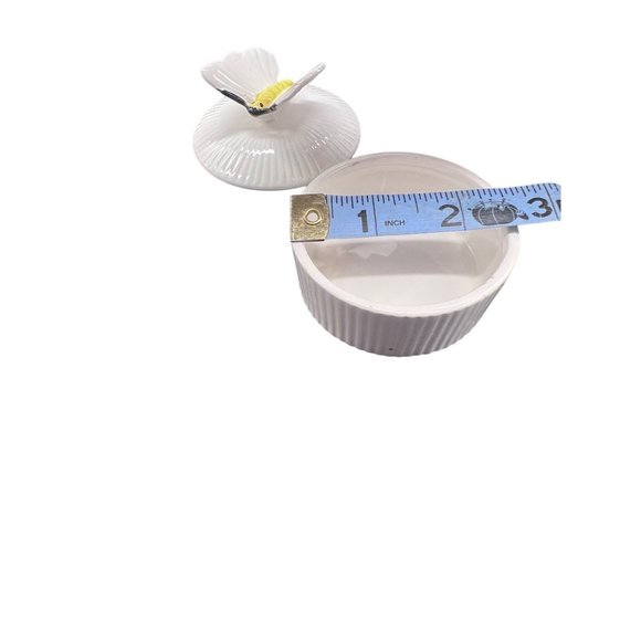 Fitz and Floyd vintage butterfly trinket box - Picture 14 of 15